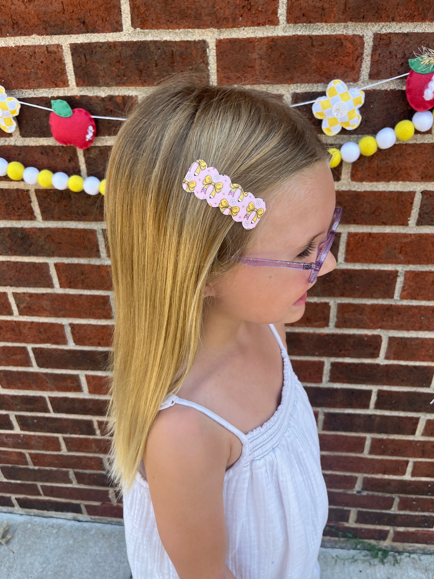 Pencil Bow Single Snap Clip