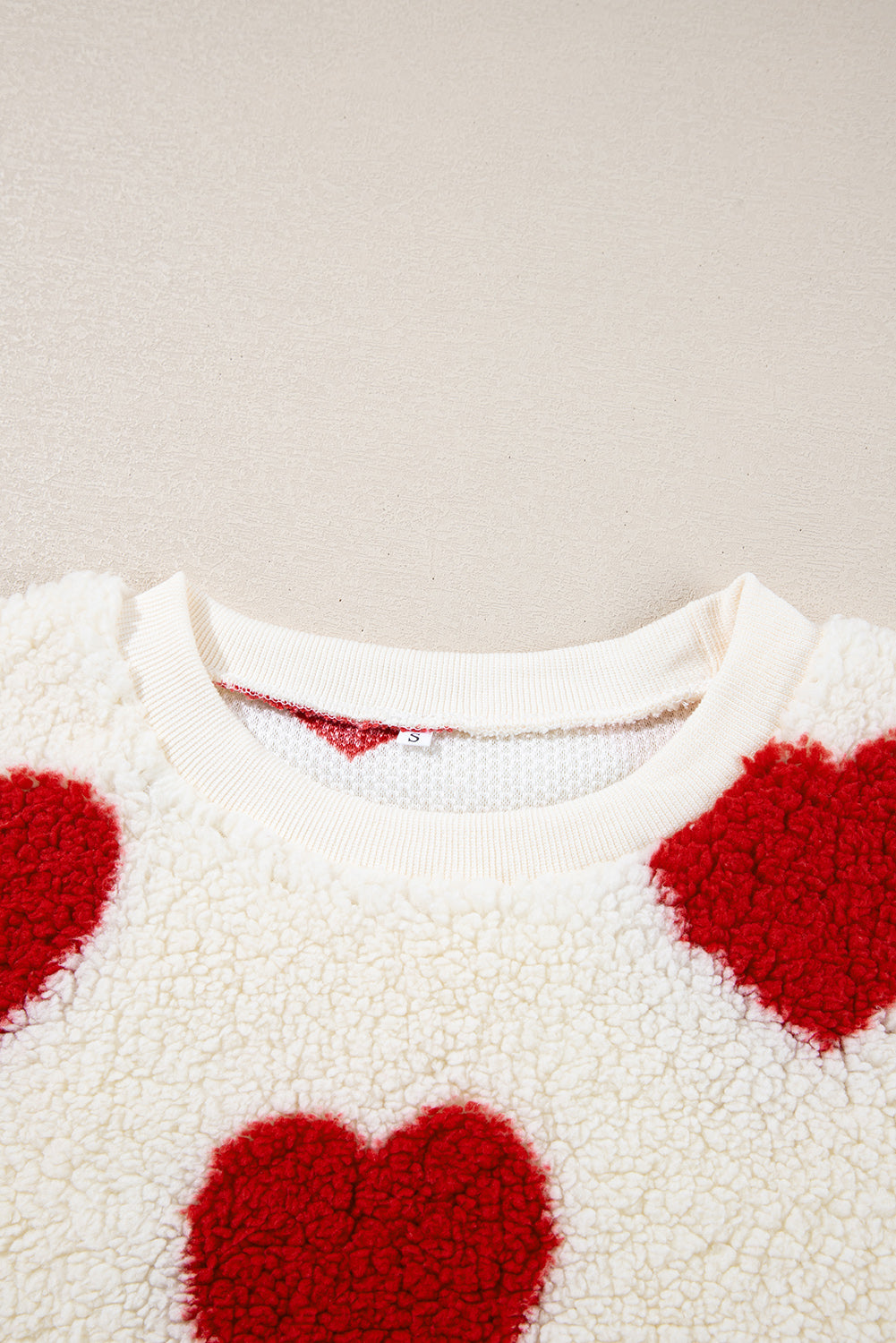 Red Heart Shape Drop Shoulder Crewneck Plush Sweatshirt