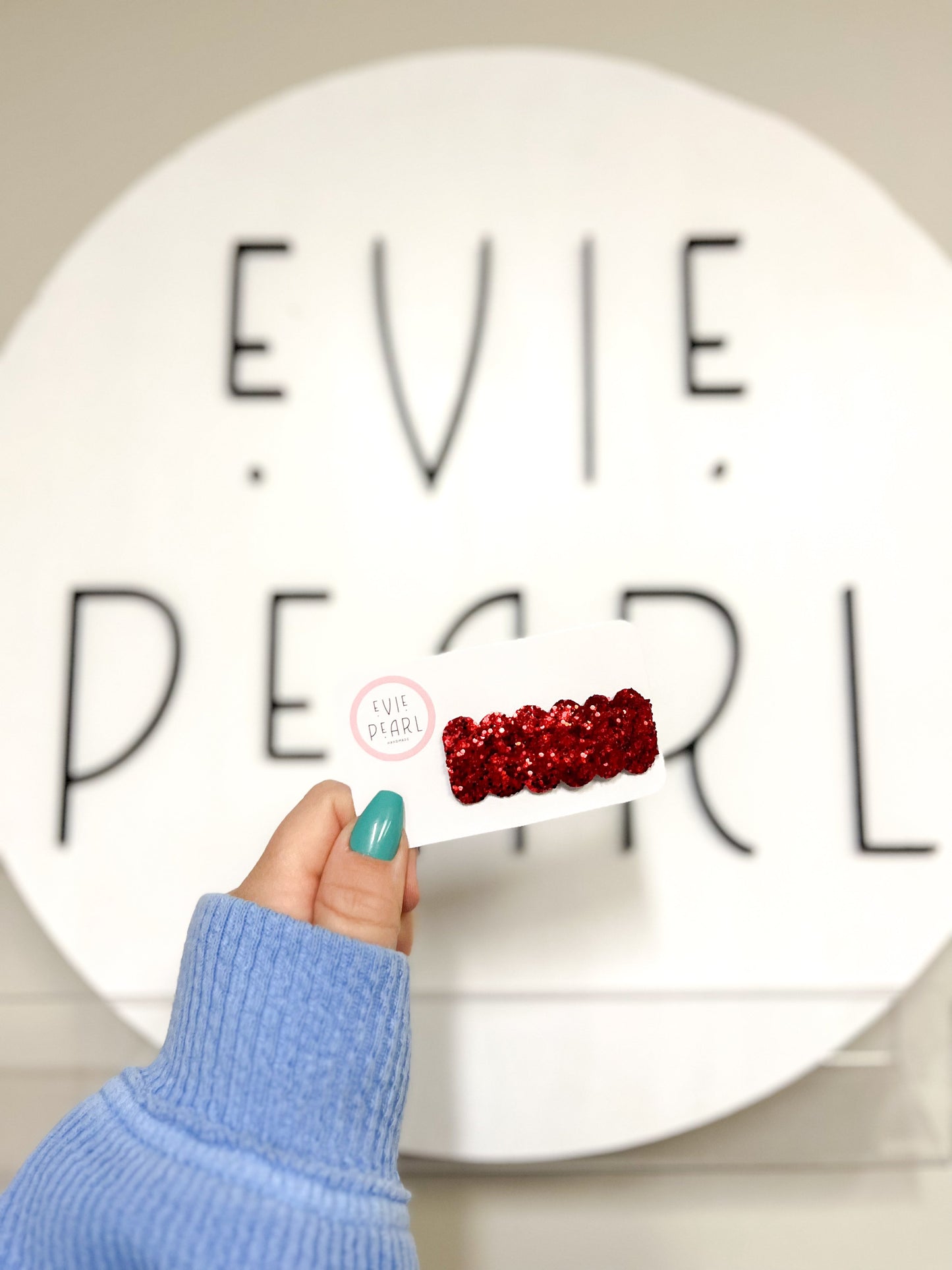 Red Glitter Single Snap Clip